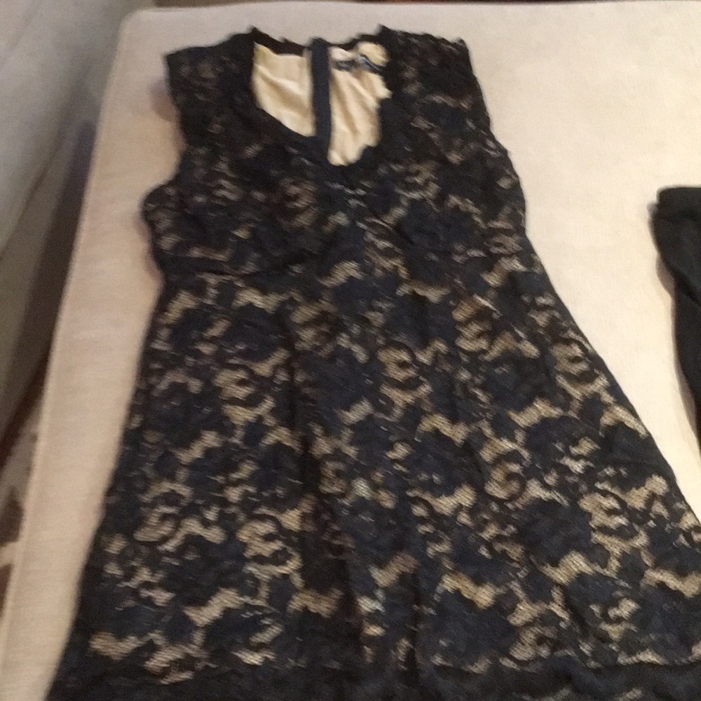 Belly basics evening lace maternity set, nib